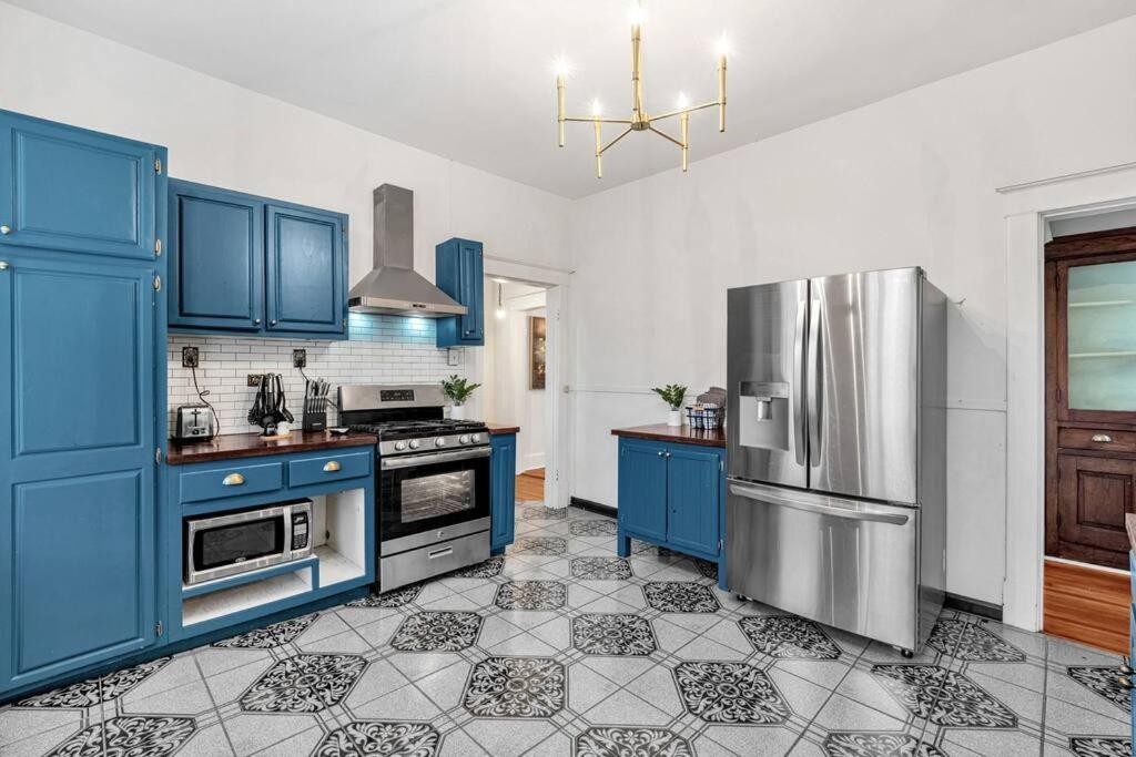 Exquisite Two-Story Home Located In Midtown Μέμφις Εξωτερικό φωτογραφία