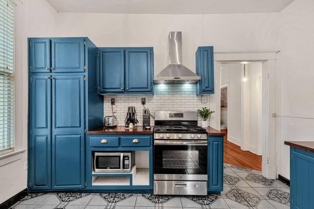Exquisite Two-Story Home Located In Midtown Μέμφις Εξωτερικό φωτογραφία